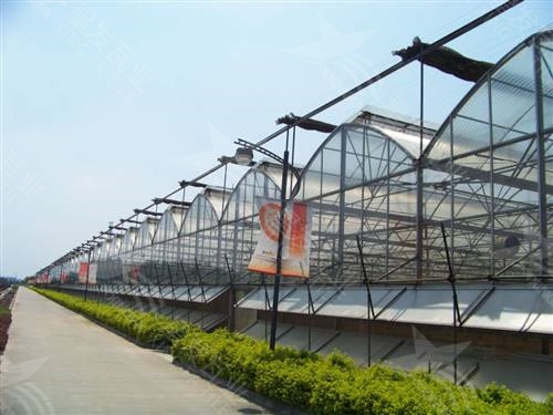 淡藍色1030型pvc采光瓦 全新pvc波浪瓦耐力陽光板大型工程圍擋用 防腐防火隔熱塑鋼瓦 沈陽pvc膠瓦廠家生產零售